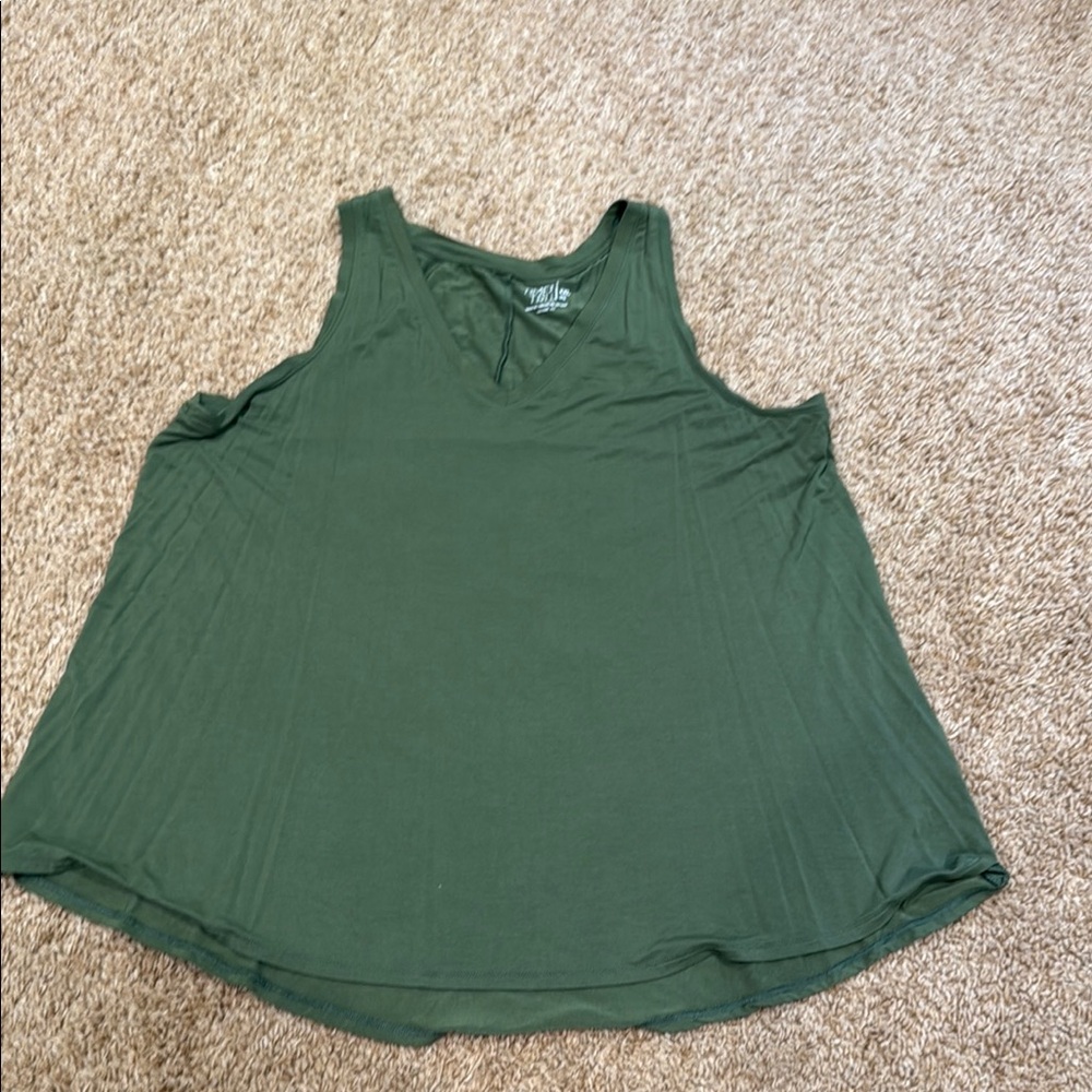 Green Sleeveless Top